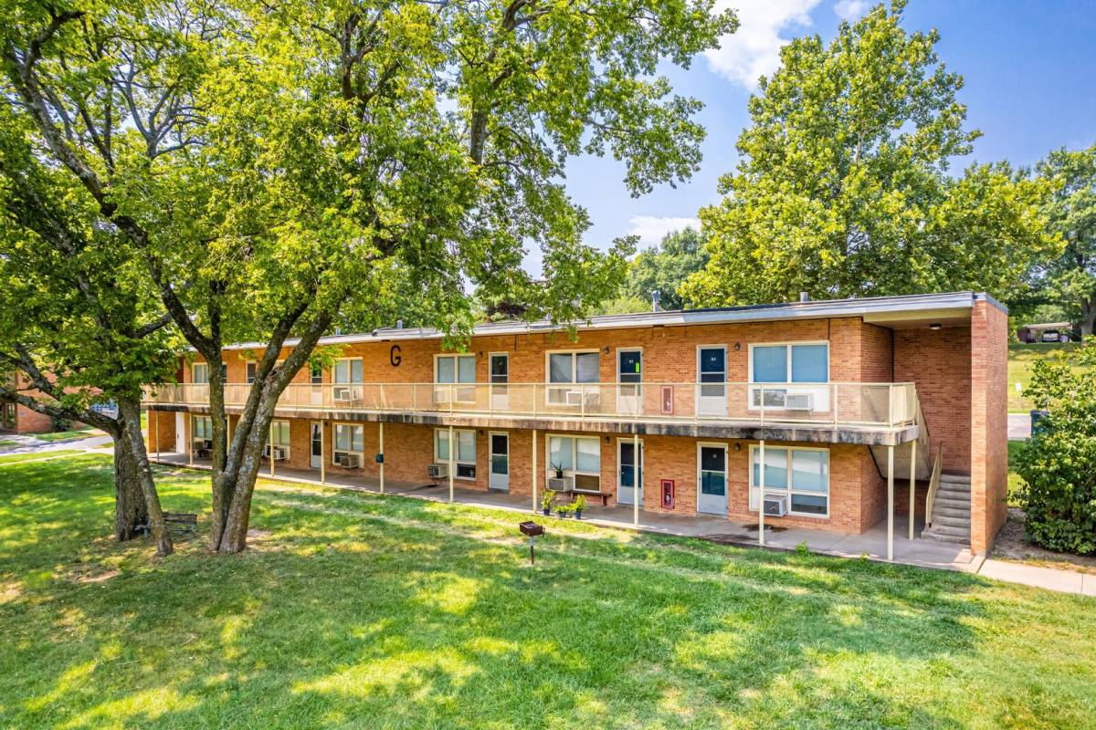 Apartment for rent at 1201 Triplett Dr, Emporia, KS 66801