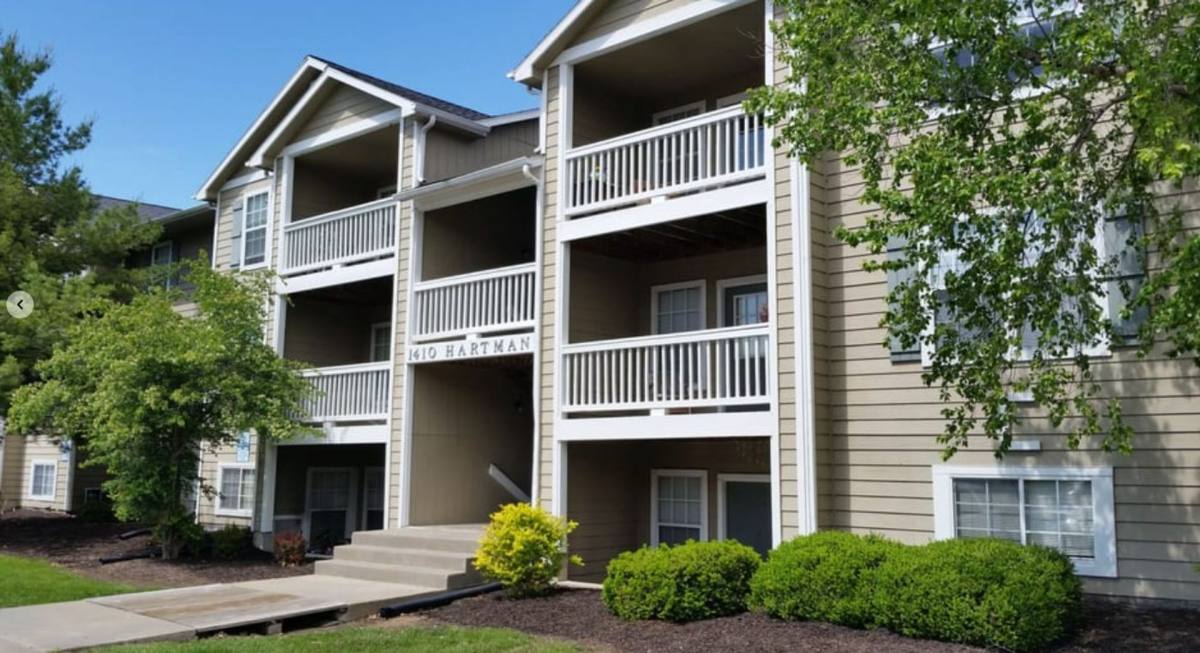 Apartment for rent at 1409 Chase Place, Manhattan, KS 66502