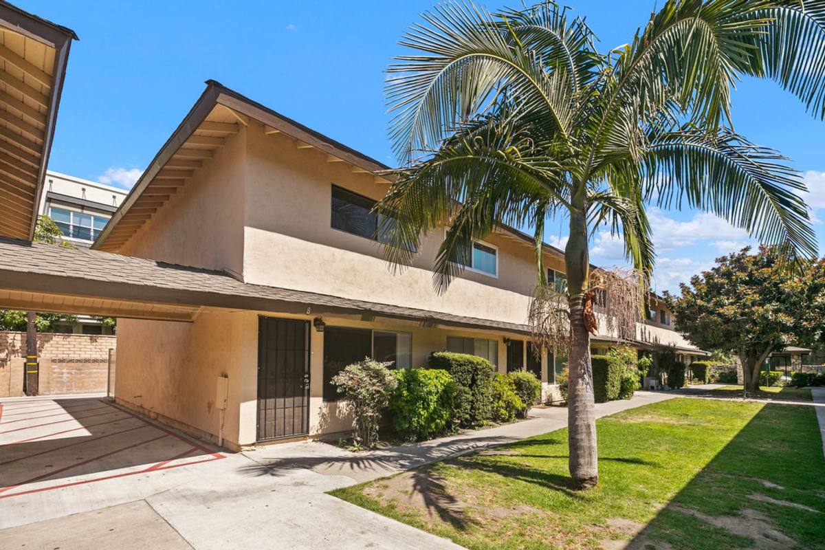Townhouse for rent at 8041 Page St, Buena Park, CA 90621