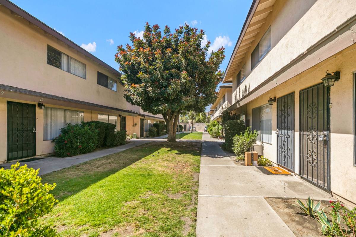 Townhouse for rent at 8041 Page St, Buena Park, CA 90621
