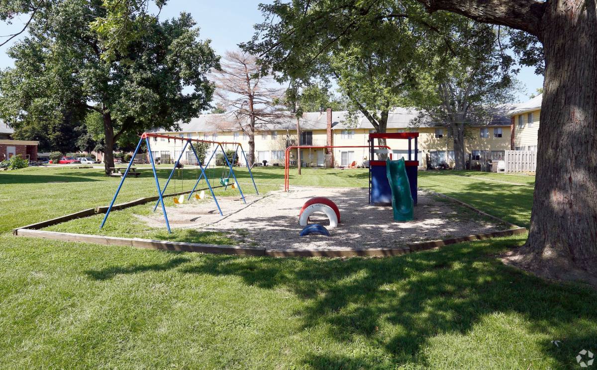 Apartment for rent at 1220 E Alto Rd, Kokomo, IN 46902
