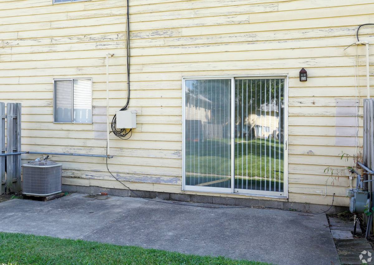 Apartment for rent at 1220 E Alto Rd, Kokomo, IN 46902