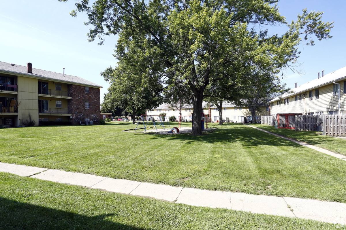 Apartment for rent at 1220 E Alto Rd, Kokomo, IN 46902