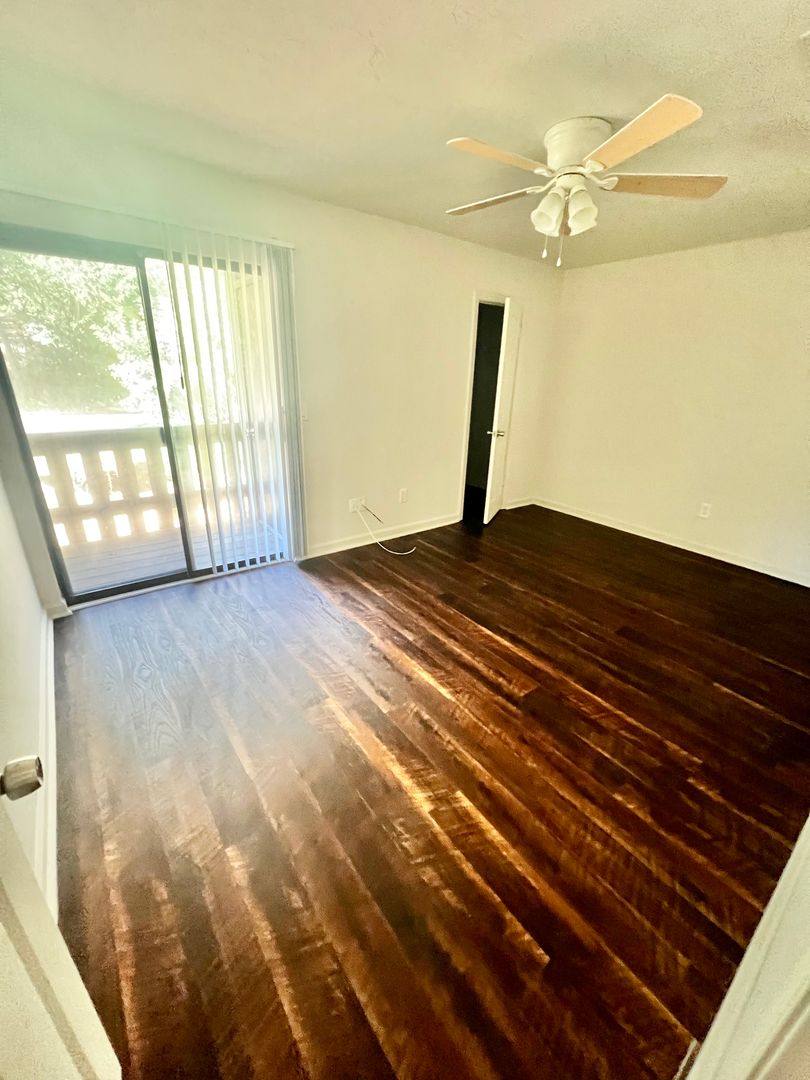 Apartment for rent at 1801 Fairlane Rd, Tallahassee, FL 32303