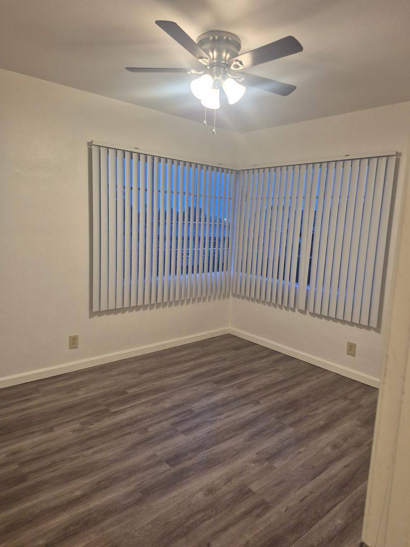 Apartment for rent at 4132-38 Somerset Dr, Los Angeles, CA 90008