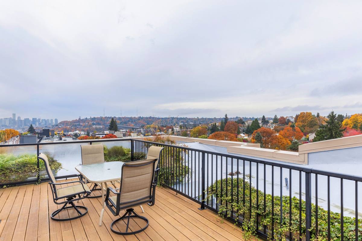 Apartment for rent at 4218 Stone Way N, Seattle, WA 98103