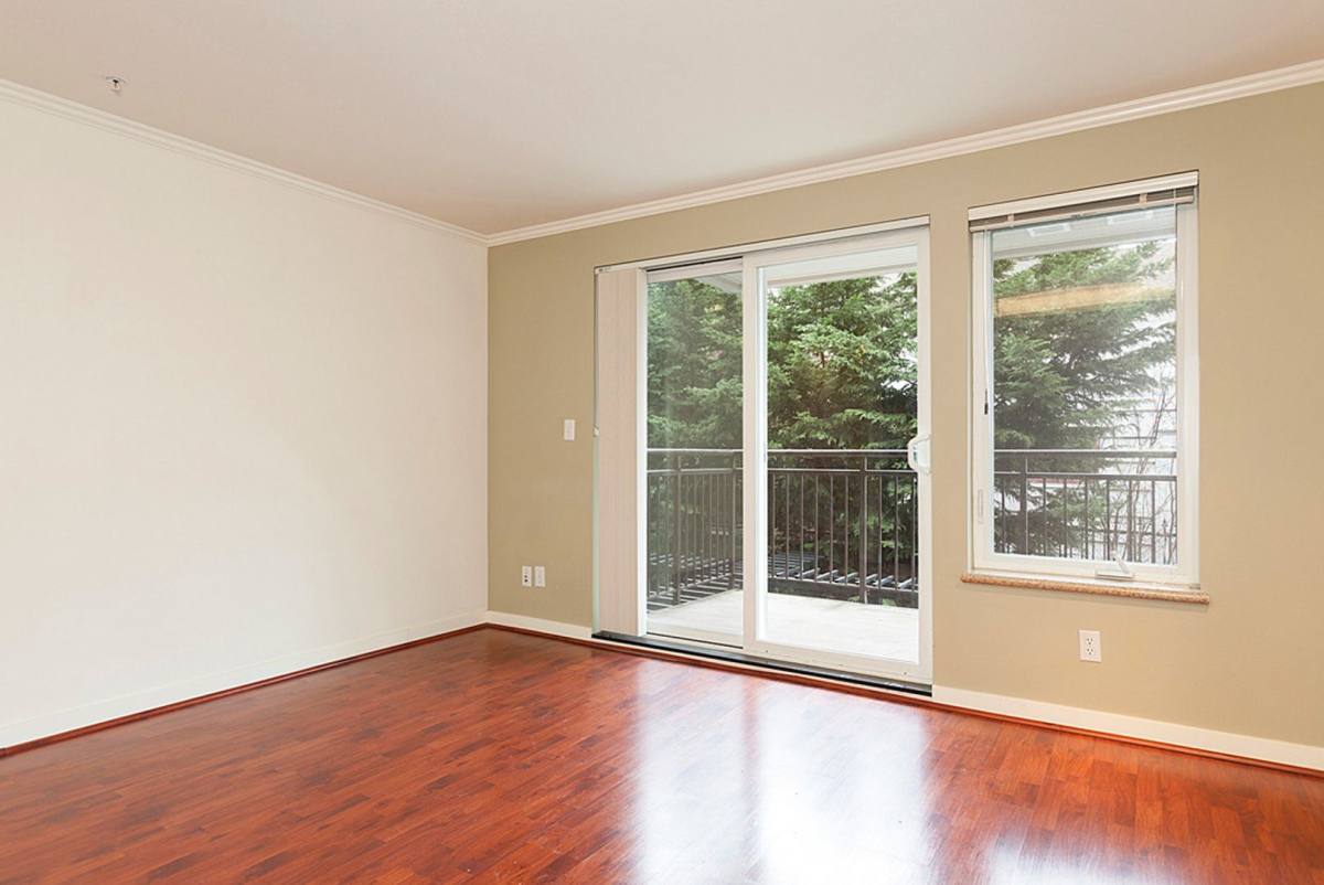 Apartment for rent at 4218 Stone Way N, Seattle, WA 98103