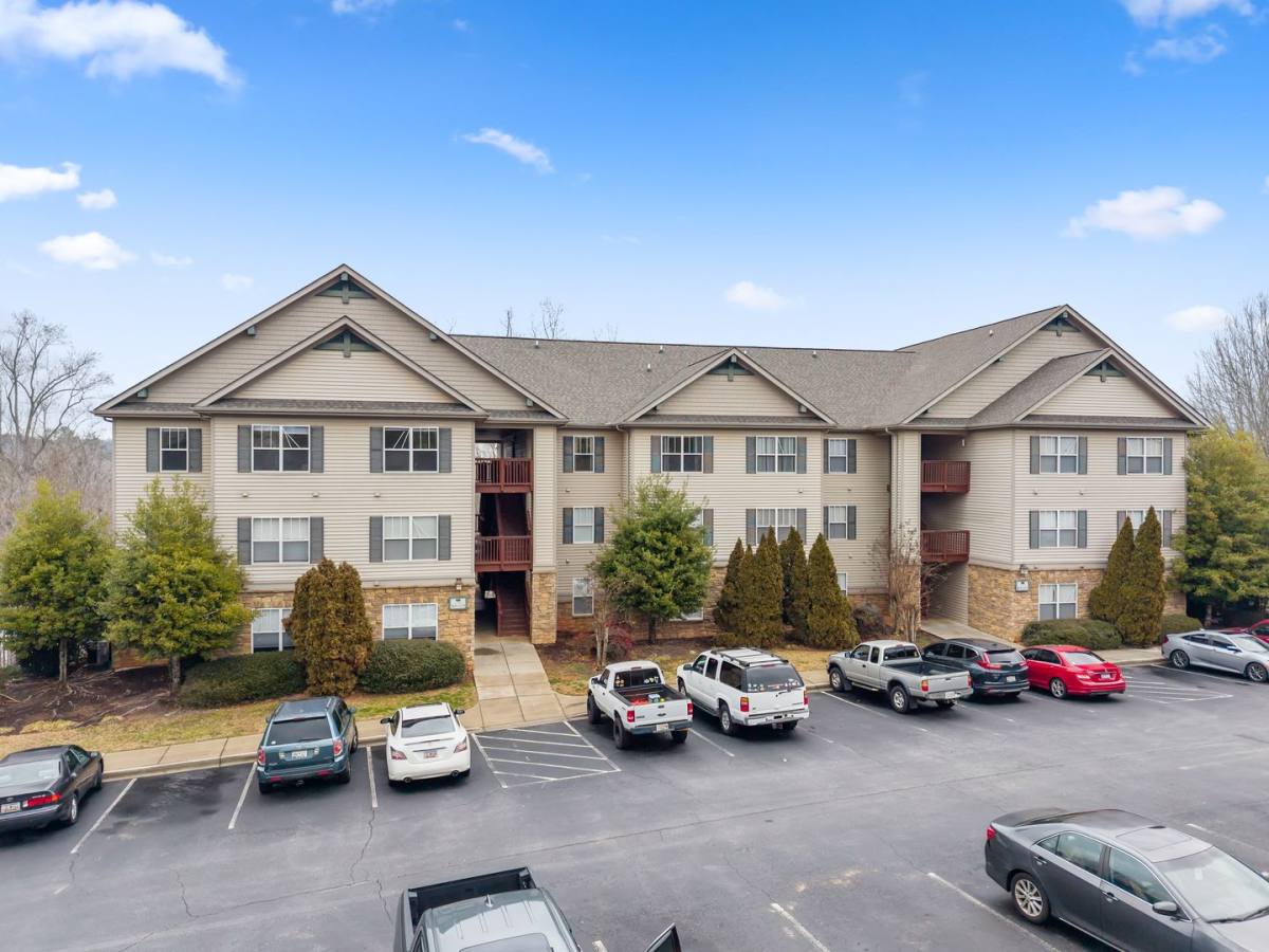 Apartment for rent at 431 Harts Cove Way, Seneca, SC 29678