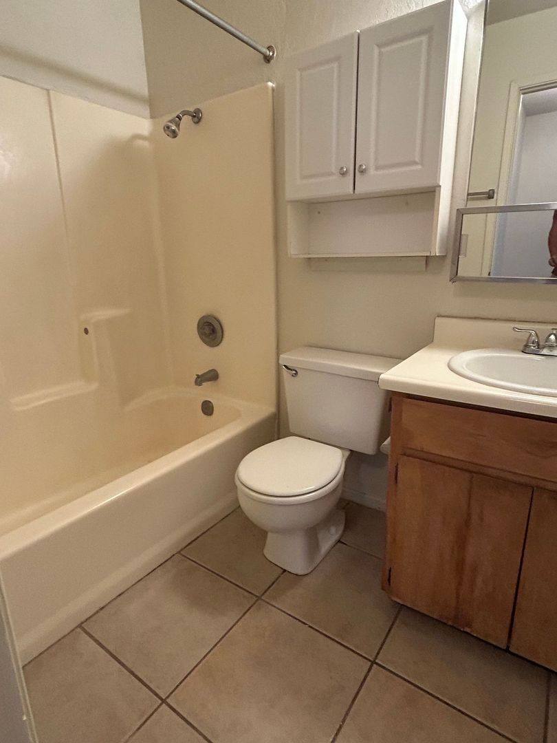 Apartment for rent at 531 Pomona Ave, Chico, CA 95928