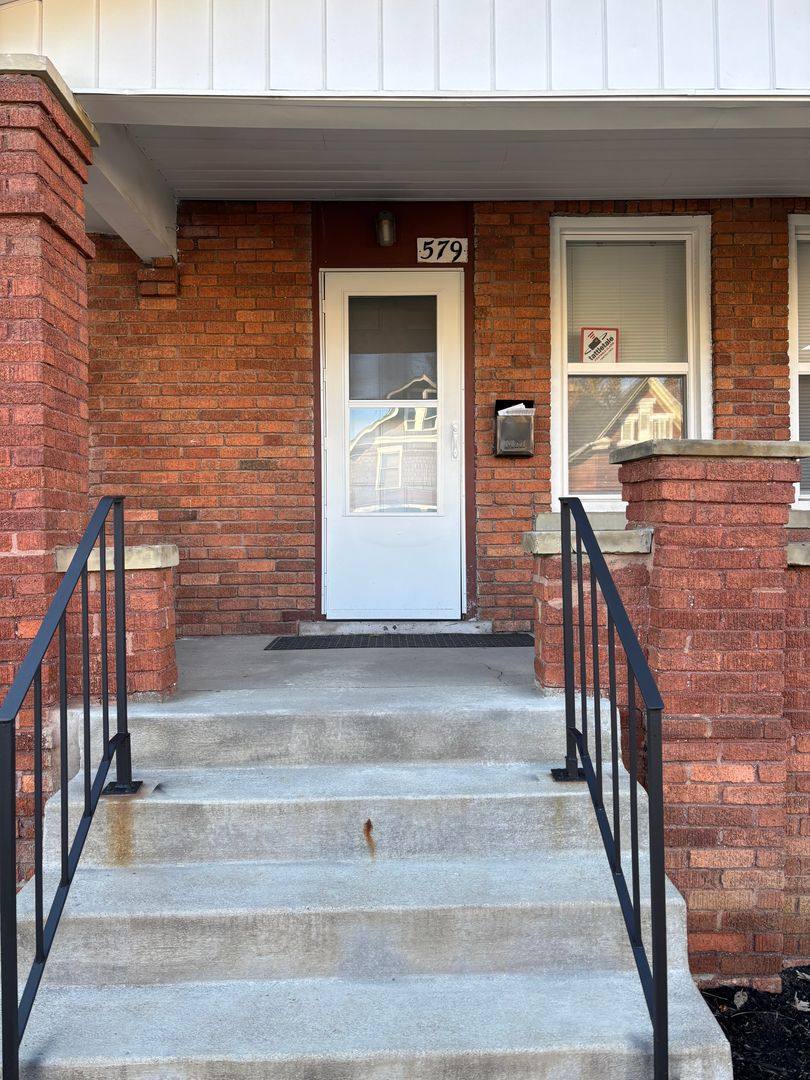 Apartment for rent at 579-587 Carpenter St, Columbus, OH 43205