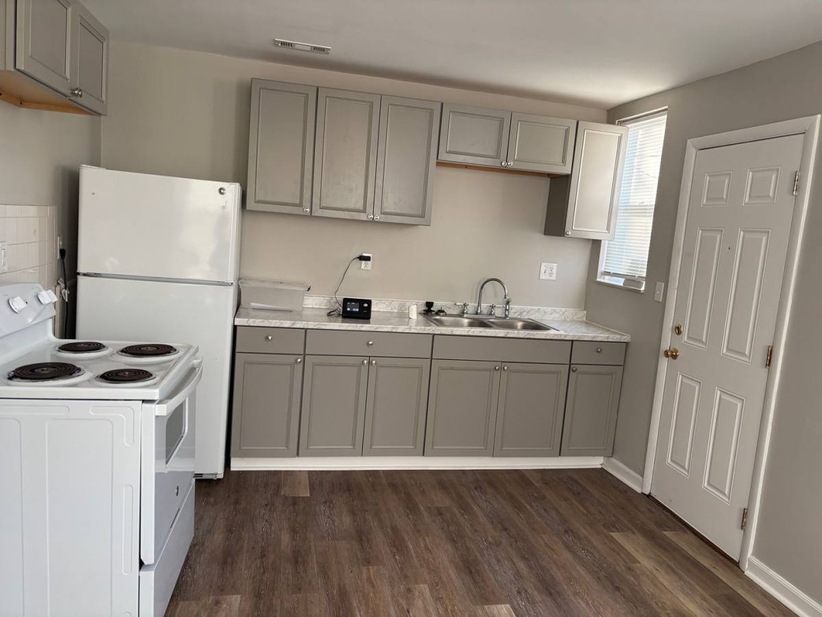 Apartment for rent at 579-587 Carpenter St, Columbus, OH 43205
