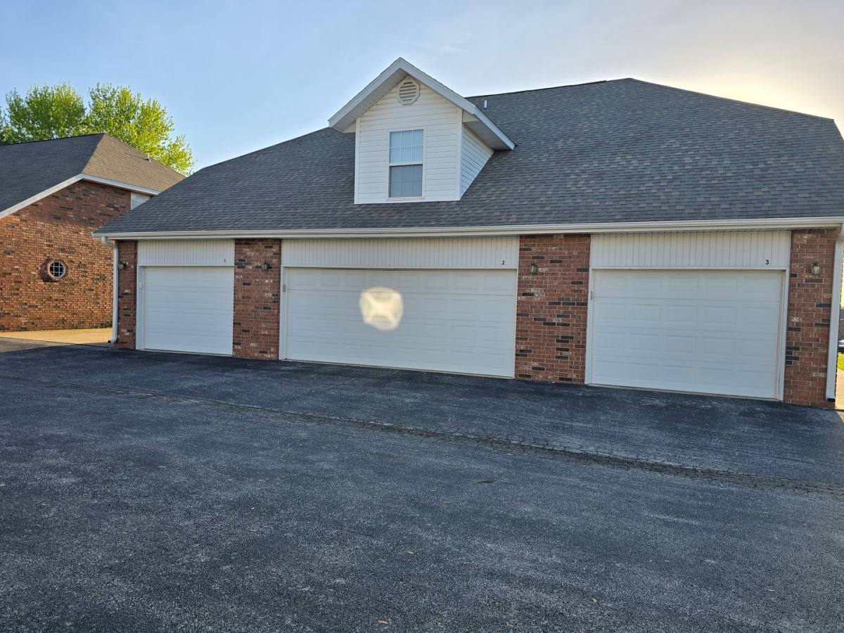 Townhouse for rent at 1401 Frosty Dr, Ozark, MO 65721