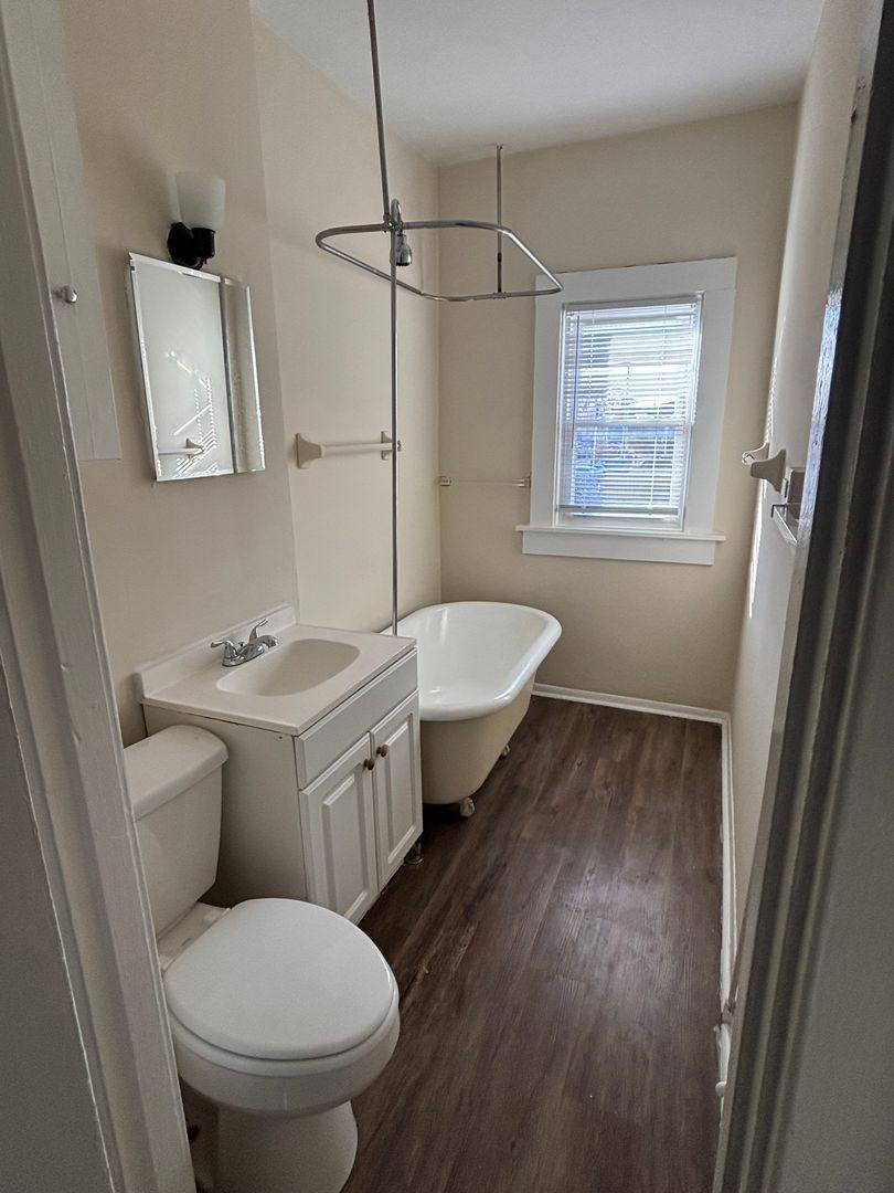 Apartment for rent at 699-707 Carpenter St, Columbus, OH 43205