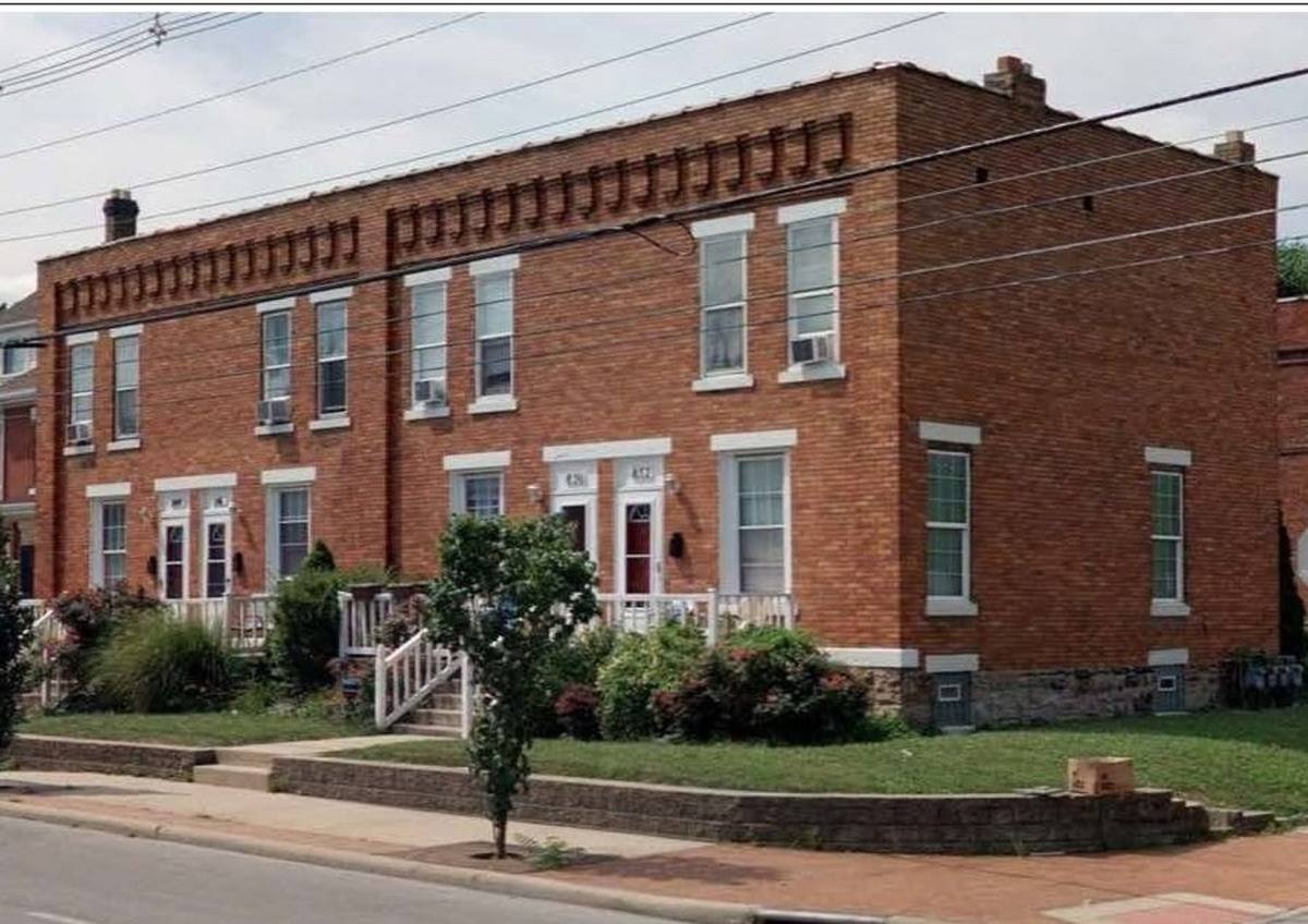Apartment for rent at 850-852 E Livingston Ave, Columbus, OH 43205