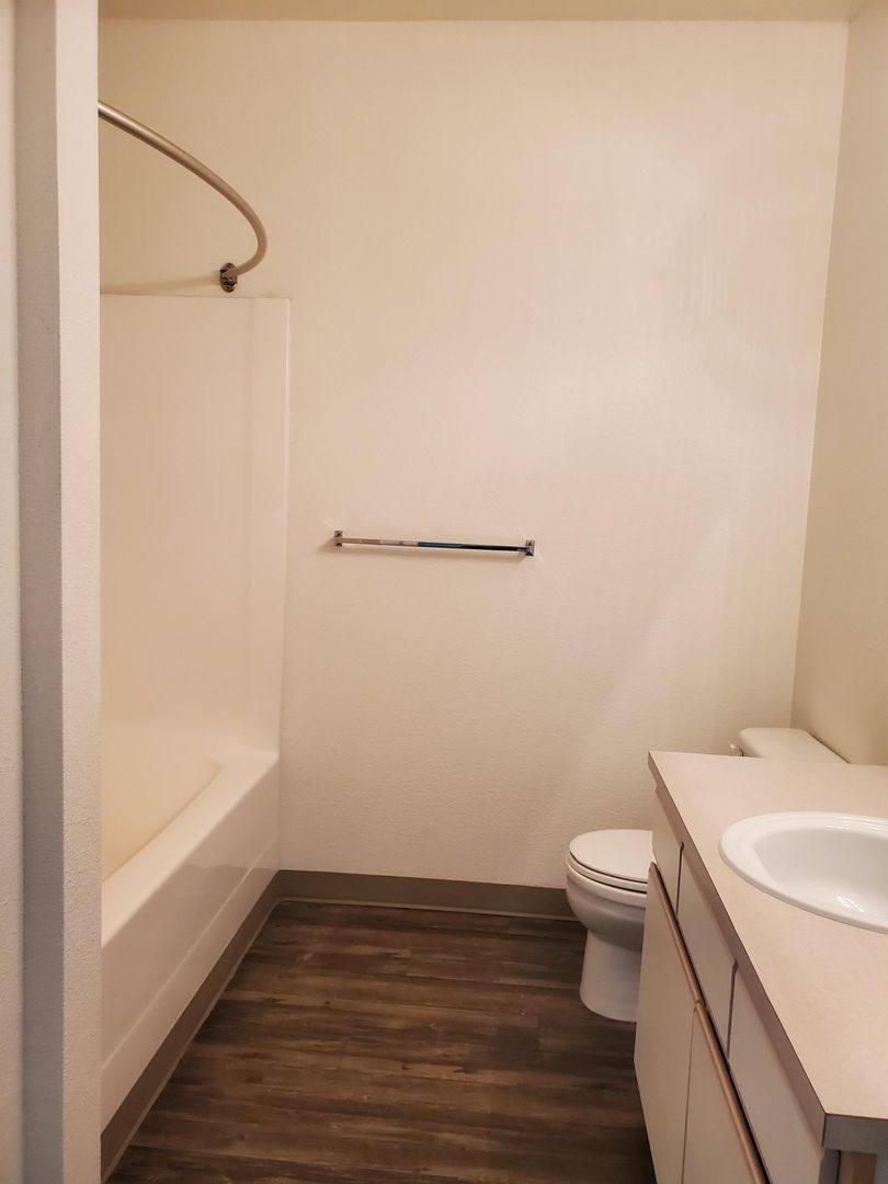 Apartment for rent at 900 Aaron Dr, Richland, WA 99352