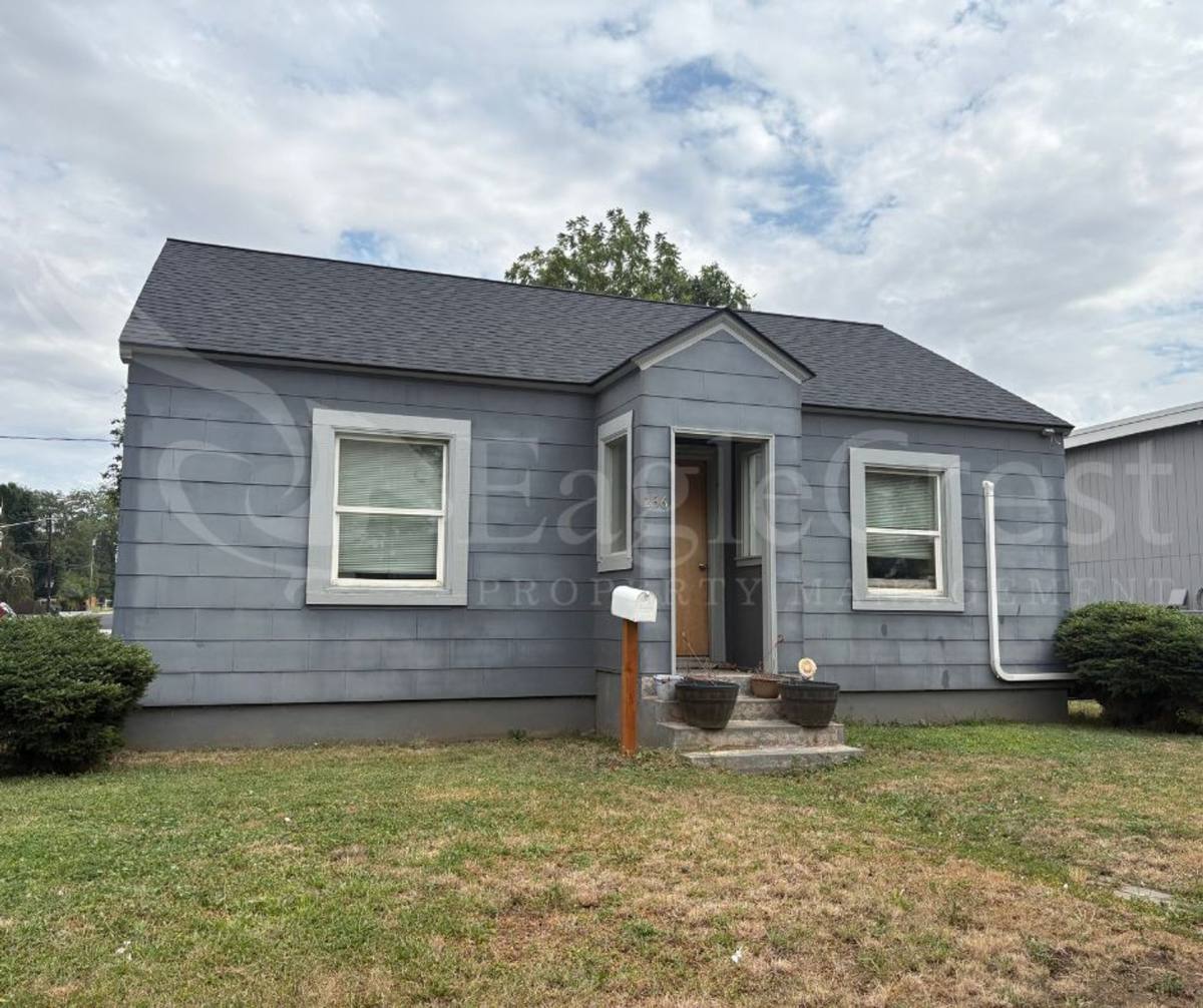 Apartment for rent at 236 N College Ave, College Place, WA 99324