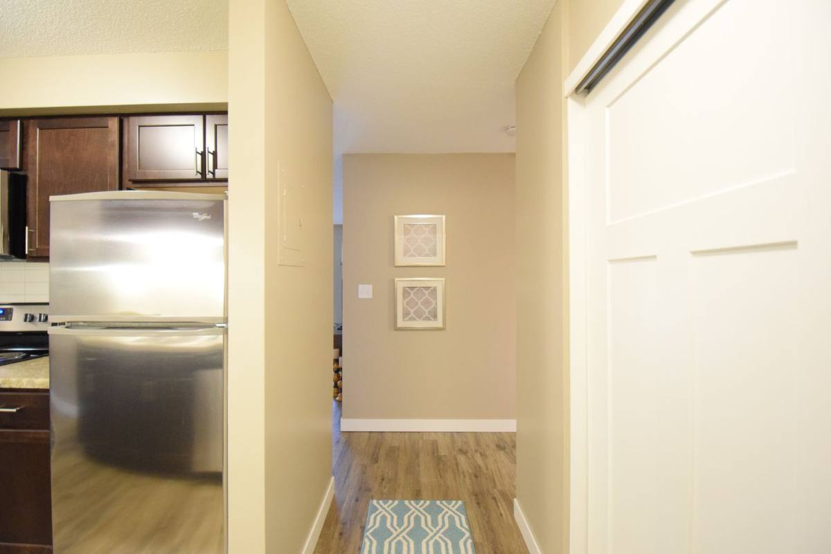 Apartment for rent at 504 James Ave, Mankato, MN 56001