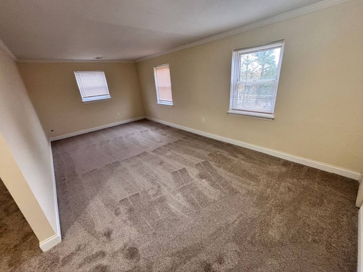 Apartment for rent at 2417 Thomas St, Harrisburg, PA 17103