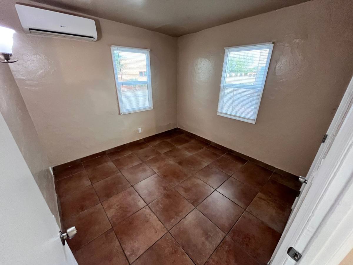Apartment for rent at 10 W Rillito St, Tucson, AZ 85705