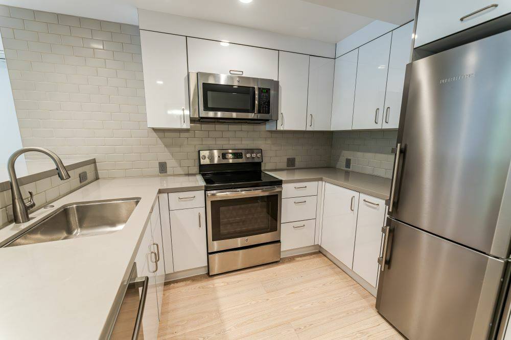 Apartment for rent at 325 Clipper St #A, San Francisco, CA 94114