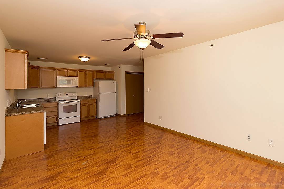 Apartment for rent at 915 N Frederick, Cape Girardeau, MO 63701