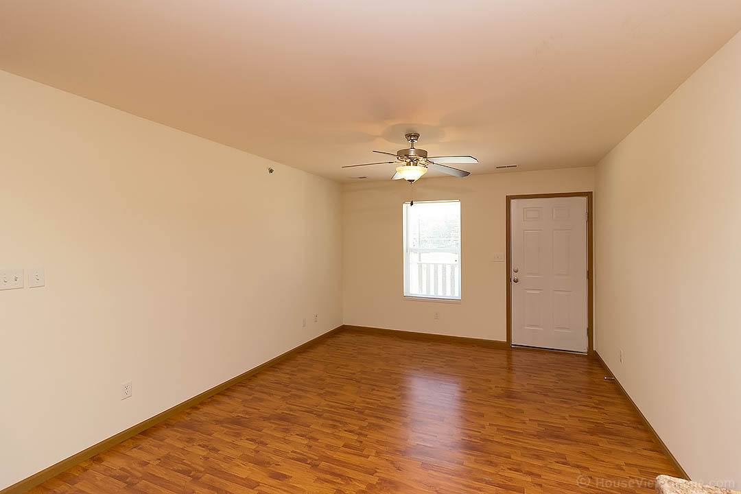 Apartment for rent at 915 N Frederick, Cape Girardeau, MO 63701