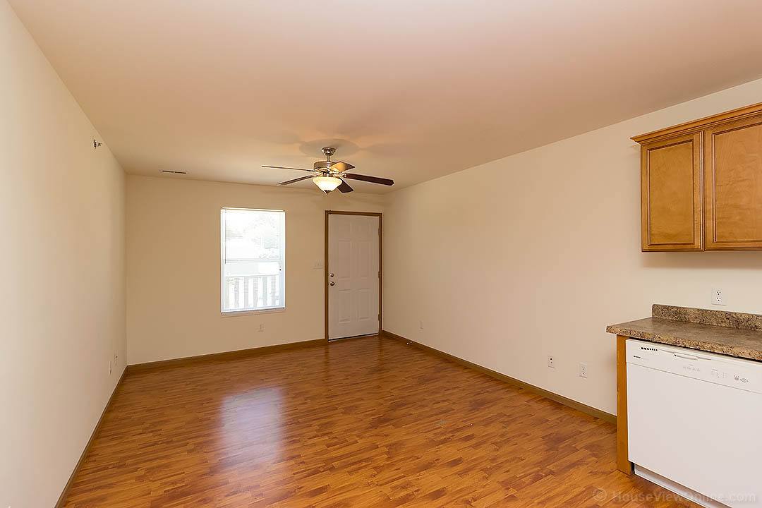 Apartment for rent at 915 N Frederick, Cape Girardeau, MO 63701