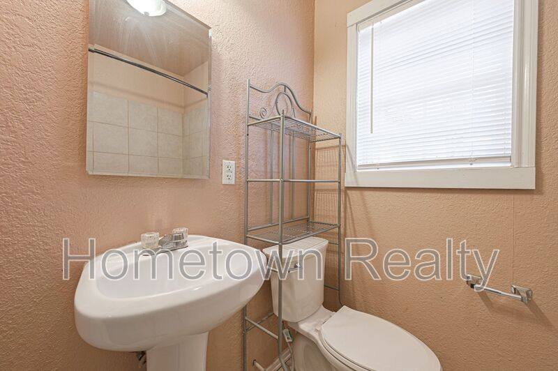 House for rent at 1605 NW 29th St, Oklahoma City, OK 73106