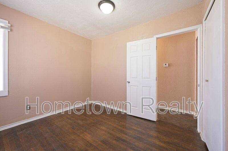 House for rent at 1605 NW 29th St, Oklahoma City, OK 73106