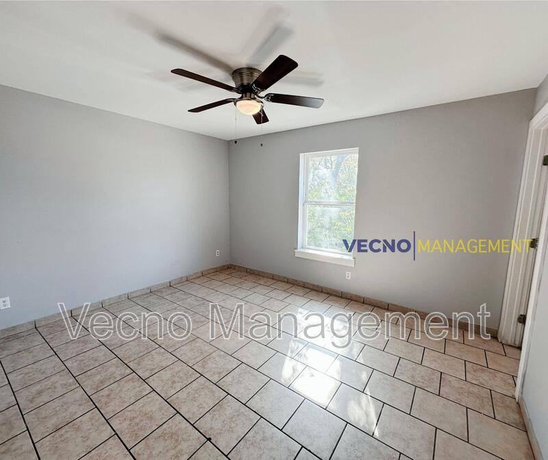 Apartment for rent at 302 Cooper St #201, San Antonio, TX 78210