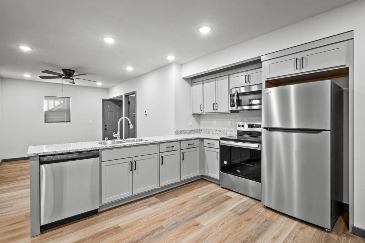 Apartment for rent at 430 E Bear Blvd, Springfield, MO 65806