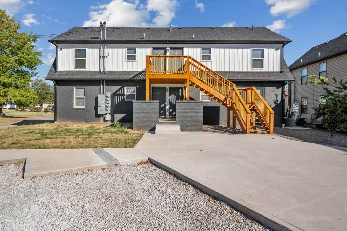 Apartment for rent at 430 E Bear Blvd, Springfield, MO 65806
