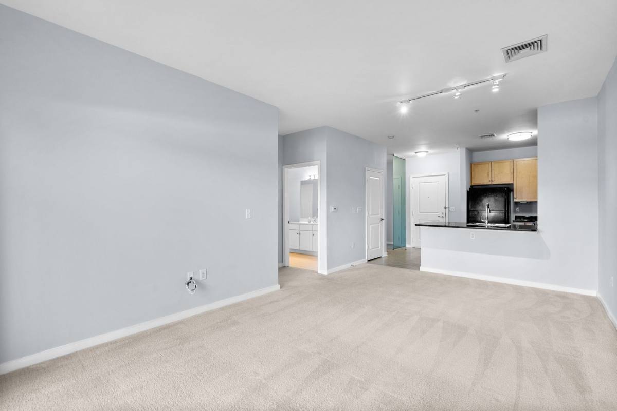 Condo for rent at 8045 Newell St, Silver Spring, MD 20910