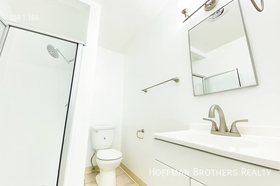 Apartment for rent at 3956 Stevely Ave #6, Los Angeles, CA 90008
