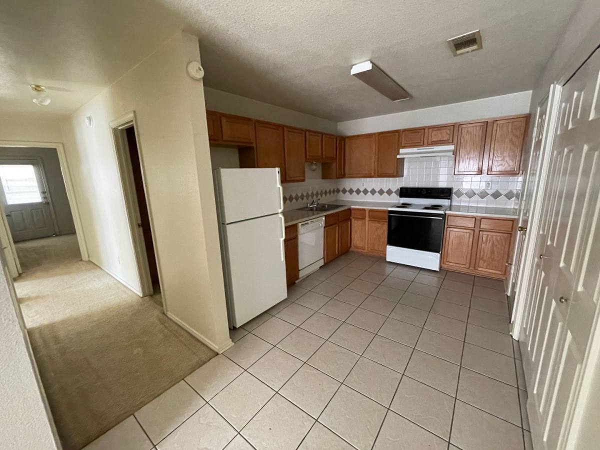 Apartment for rent at 5005 John David Dr, Killeen, TX 76549