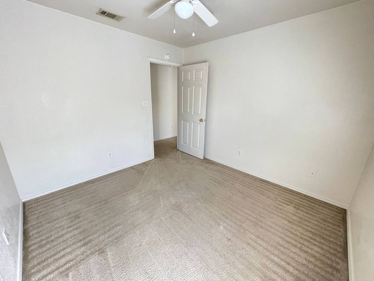 Apartment for rent at 5005 John David Dr, Killeen, TX 76549