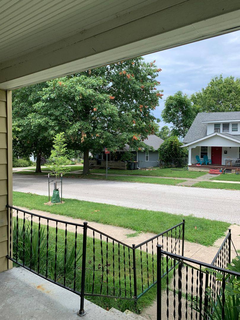 Apartment for rent at 408 E 16th St, Bloomington, IN 47408