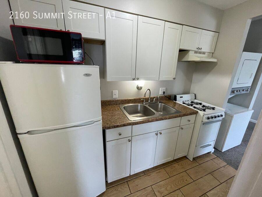 Apartment for rent at 2160 Summit St #A1, Columbus, OH 43201