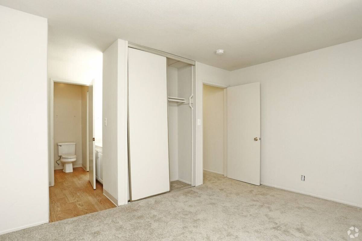 Apartment for rent at 2451 Olivera Rd, Concord, CA 94520