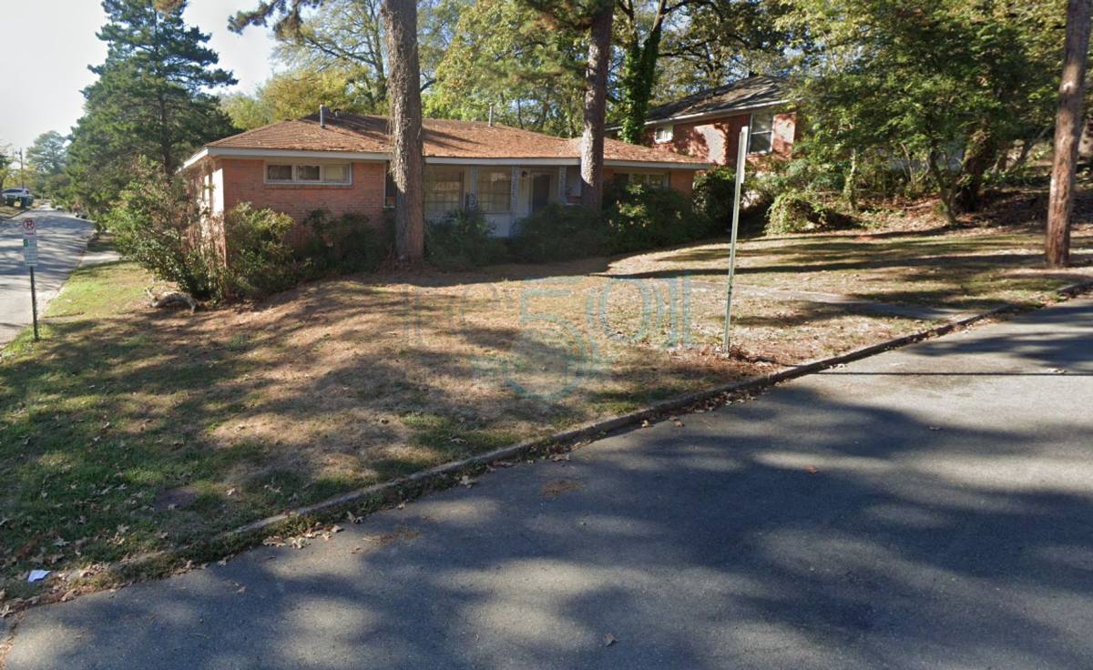 Townhouse for rent at 200-202 N Elm, Little Rock, AR 72205