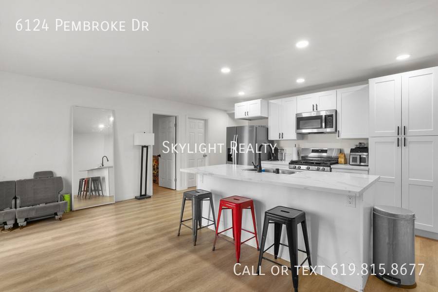 House for rent at 6124 Pembroke Dr, San Diego, CA 92115