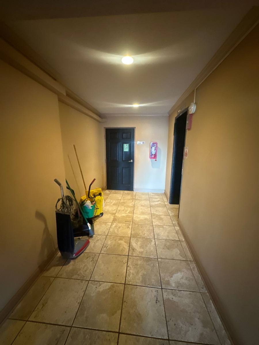 Apartment for rent at 2121 S Wolf Rd, Hillside, IL 60162