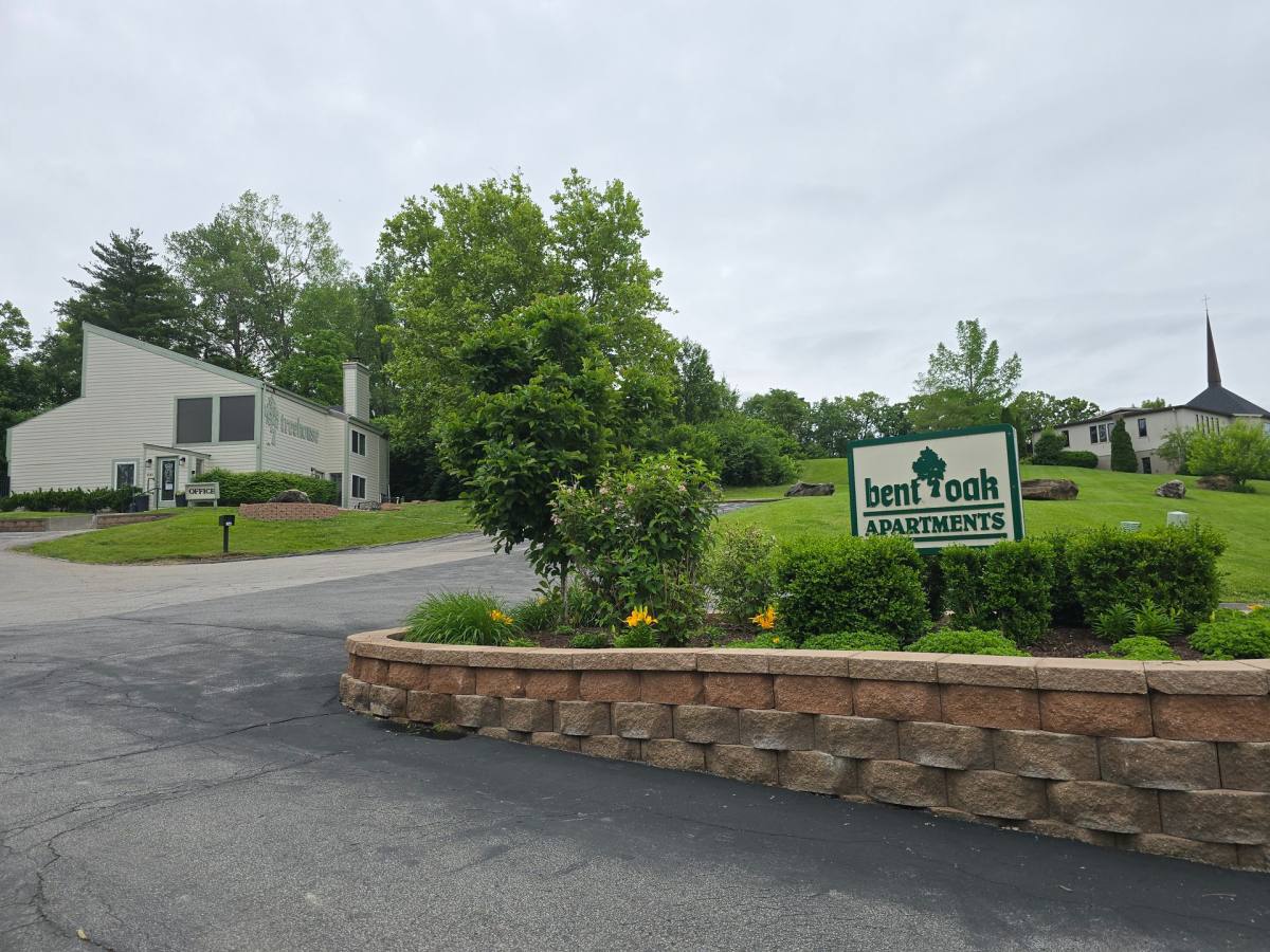 Apartment for rent at Bent Oak, 100 Bent Oak Dr, Lake St. Louis, MO 63367