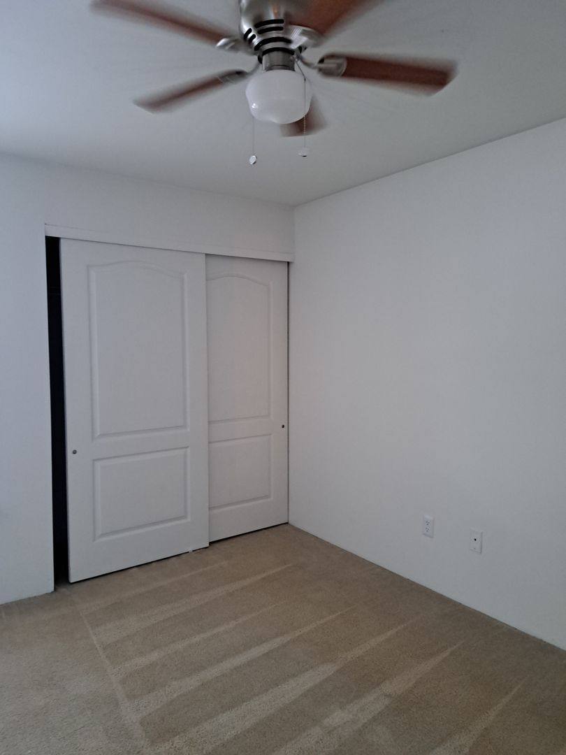 Apartment for rent at 100 Bent Oak Dr, Lake Saint Louis, MO 63367
