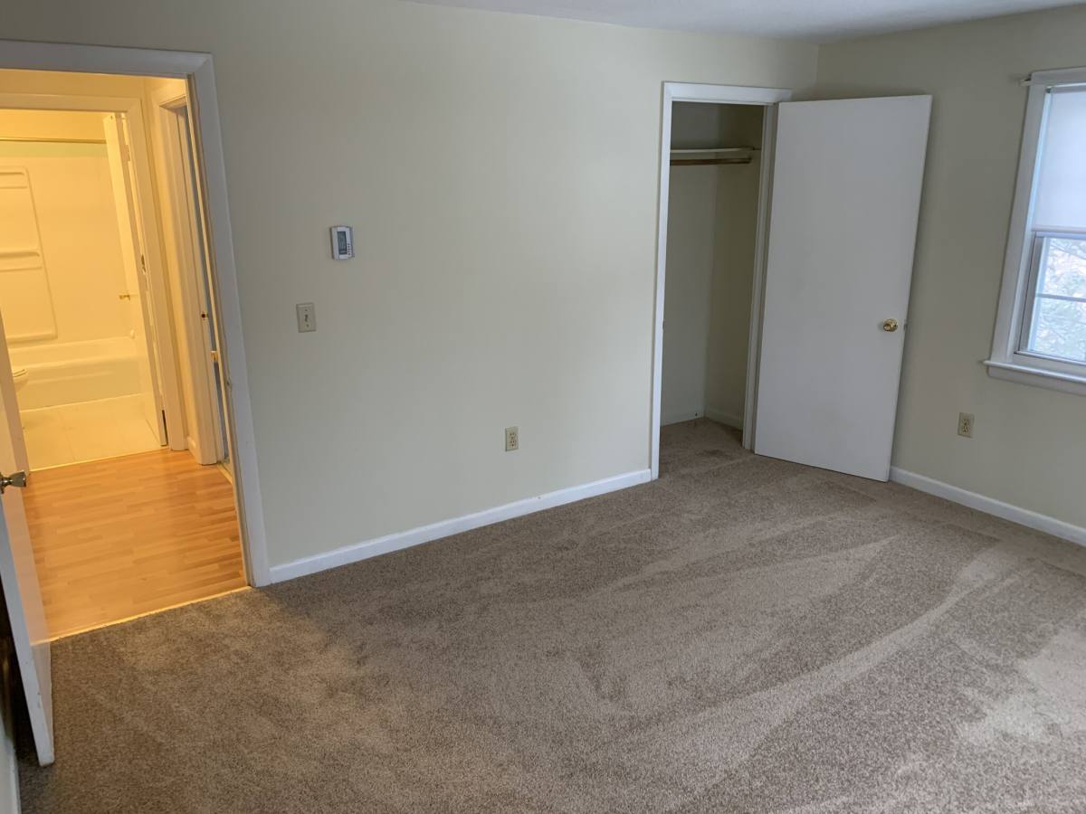 Apartment for rent at 39 Dinan Dr #24, Gardner, MA 01440