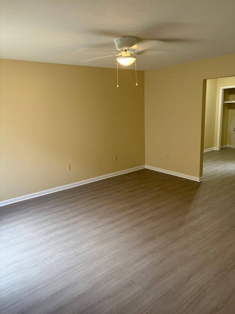 Apartment for rent at 109 Shemper Dr, Hattiesburg, MS 39401