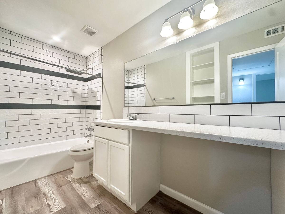 Apartment for rent at 7304 Twin Crest Dr, Austin, TX 78752