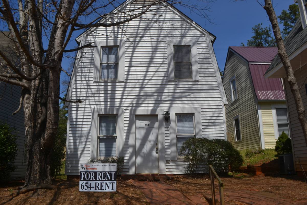 House for rent at 118 Franklin Dr, Central, SC 29630