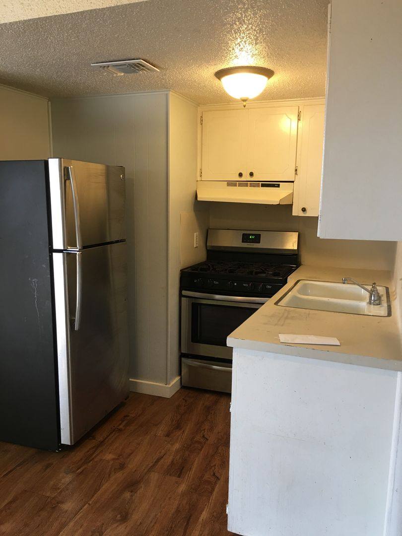 Apartment for rent at 820 Houston St, Austin, TX 78756