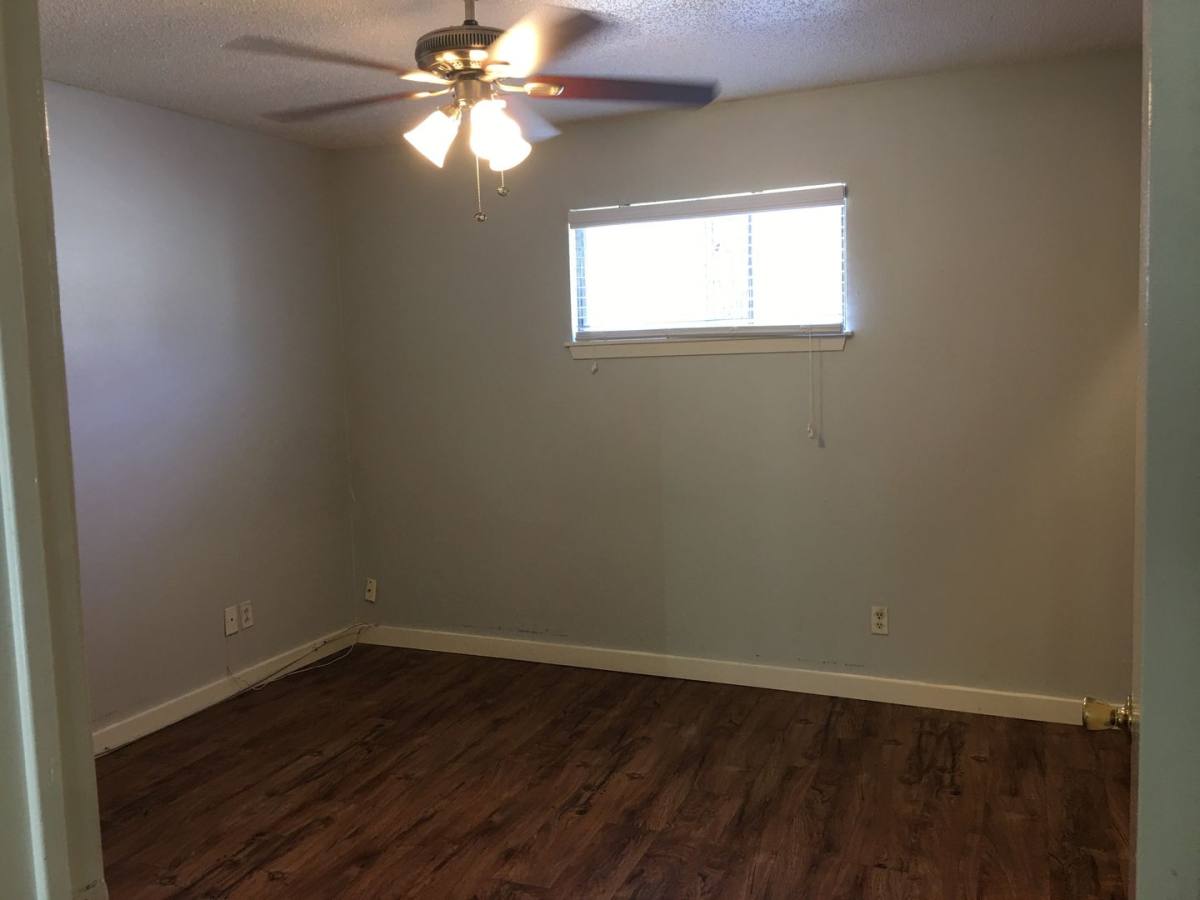 Apartment for rent at 820 Houston St, Austin, TX 78756